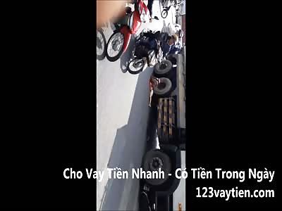 Man-trapped-under-the-wheel Still Alive?!  how 