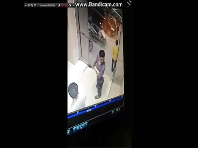 Man being stabbed to death (skip 1:25)