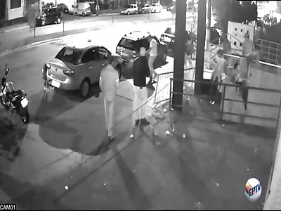 Man shoots another and then is shot by the police