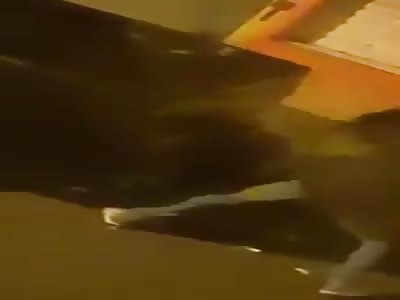 man mug his own wife