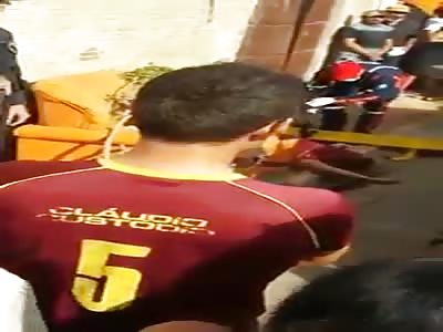 peasants come to look at a Homicide