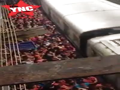 how you aboard a train in india