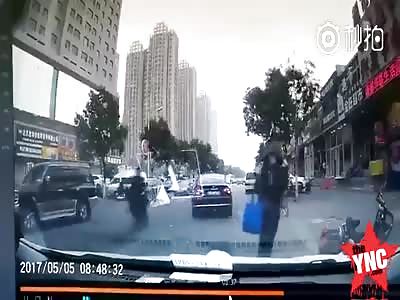 a Flying roof kills man 