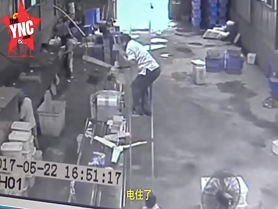 62 year old man electrocuted while repairing a ceiling fan