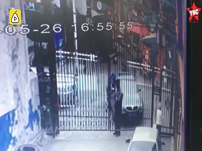 sanitation worker dies after touching   electric gate