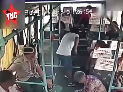 man stabbed his mother to death on the bus Due to family disputes