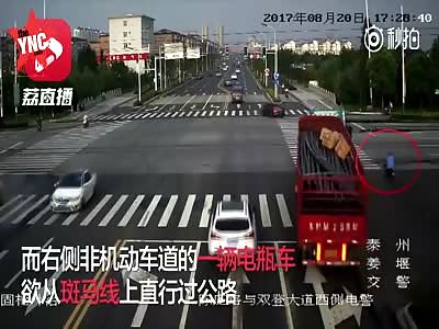  electric car old man rider gets crushed by a truck
