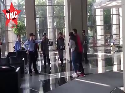  hostage situation resolved with martial arts