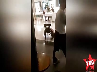 man gives his girlfriend several slaps in Kunshan