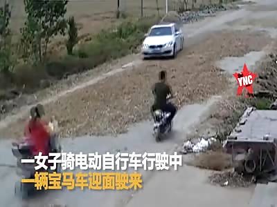 woman died when a BMW car hit her near 11KM on the Dailing Line, X307 County, Funing County