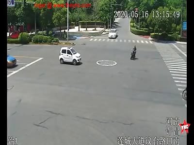  85-year-old man hit by a car in  Xuchang City