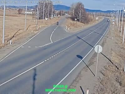 Two motorcyclists collied into each other in Yugovo, Russia