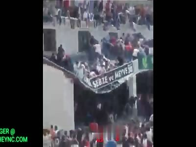 platform collapsed at a drift festival in Turkey