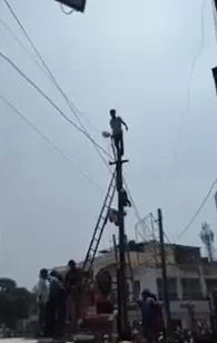 Asshole Commits Suicide .