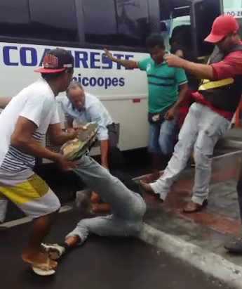 Another idiot Caught stealing in Brazil