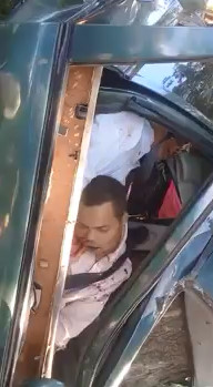 Family Squished like a Sardine in His Car after Horrible Accident