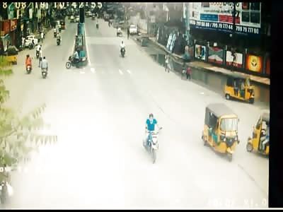 Live Accident Caught On Camera.. VII 