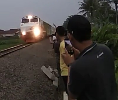 Another Suicide on railway track