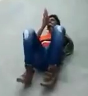 Racist Hindu Mob Attacking Young Sikh  