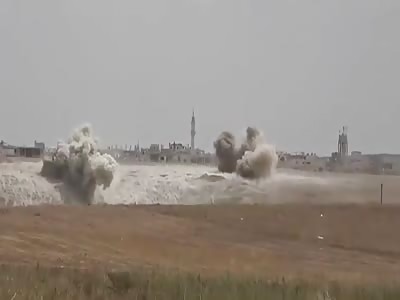 Syria : Air Force Bombards Al-Qaeda Positions in Northern Hama