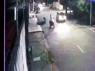 Criminals shoot man to death in the street