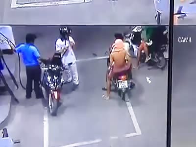 Man beaten by thugs at a gas station