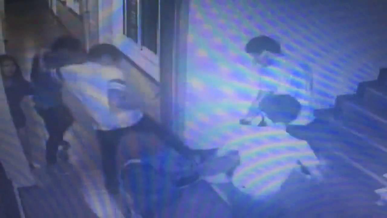 Man Brutally Beaten, Stomped and Hacked With a Large Knife