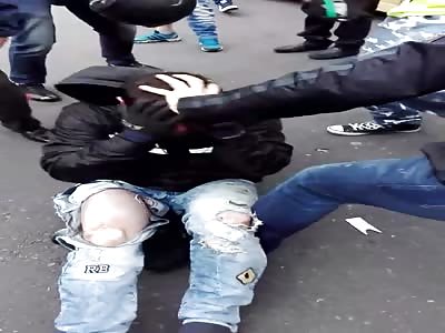 Thief Brutally Beaten Hit With Motorbike Helmets and Robbed