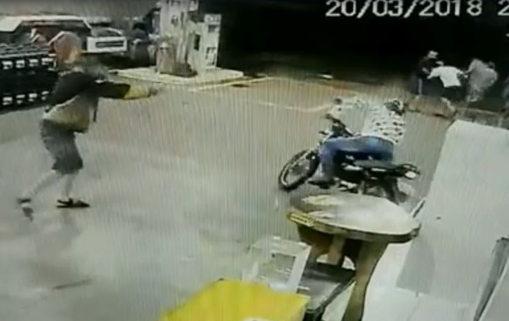 Ex-Cop Gets Shot Dead Trying to Stop A Gas Station Robbery