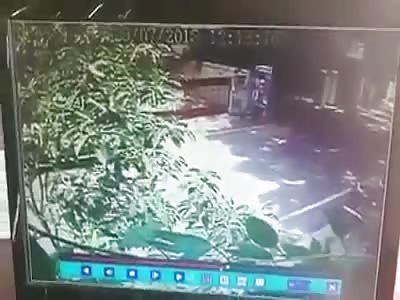 Petrol Bomb Attack in India @00:38 Mark