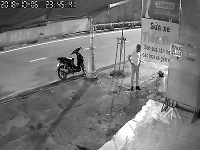 Man Brutally Beats his Girlfriend