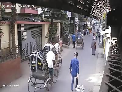 Gas Explosion Kills Pedestrians at 00:25