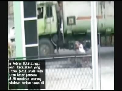 Cyclist Brutally Crushed by Truck (With Aftermath)