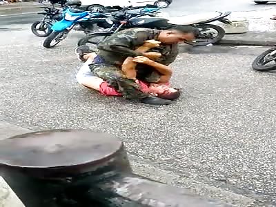 As we said in my neighborhood, rompele el hocico