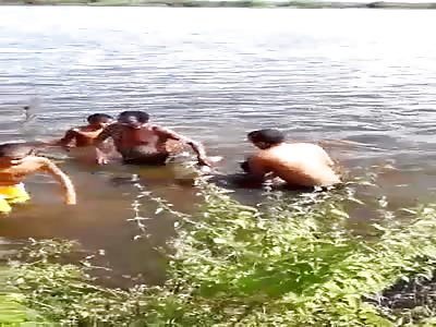 Drowned man body rescue