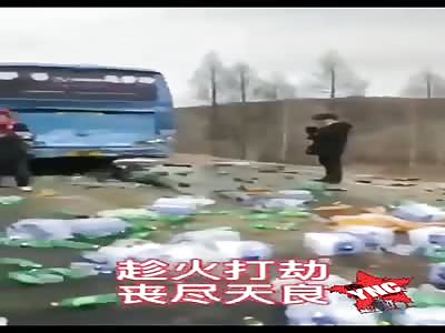 lol, wounded men, and people stealing merchandise from the truck