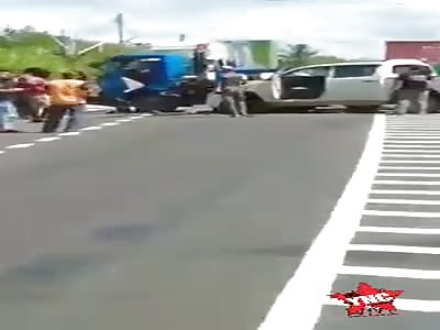 truck crash, fatalities