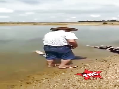 Dongyang village, Xinpo city, Haikou city, two girls drowned