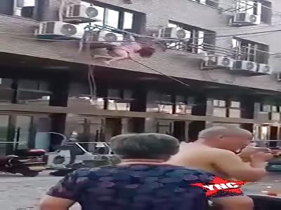 suicide, woman dies electrocuted