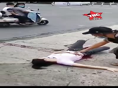 the girl was stabbed by her ex-husband after asking for a divorce