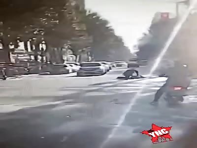 Man stabbed in the street