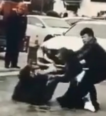 Man Beaten & Stabbed to Death During Argument In Chinese Street