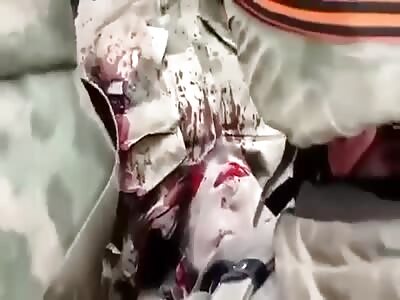 First aid to wounded soldier