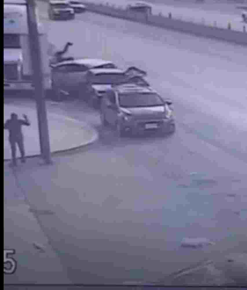 Elderly man loses his life, by car out of control