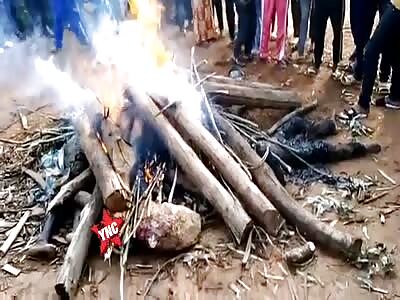 Alleged terrorists killed and burned