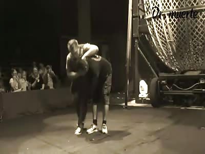 Clown kills man during circus act