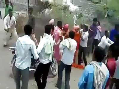 Nadiad sadhu with girls