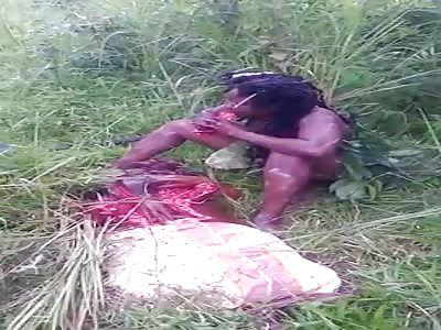 AWESOME!! a woman eating a human! cases of real cannibalism