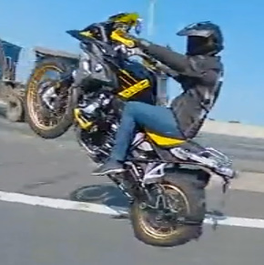 We Have Darwin Award Winner of April