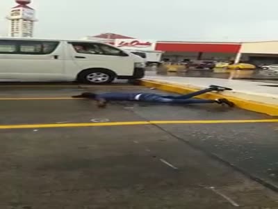 Assailant and Guard end up dead after robbery attempt